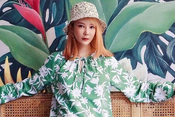 Tong Bing Yu Biography, Husband, Sister, Age, Net Worth, Instagram, Movies, Plastic Surgery, Facebook, TV Shows, Height