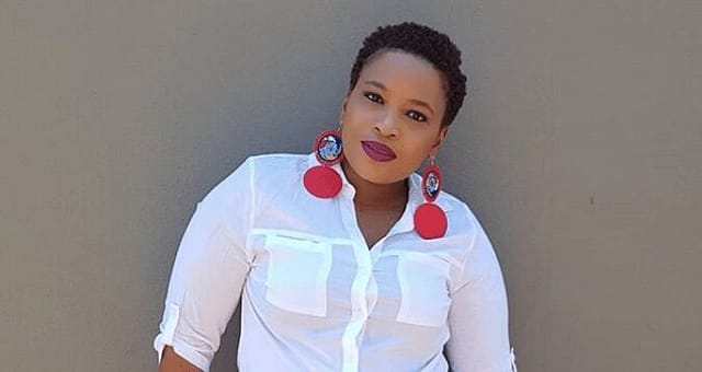 Ayanda Borotho bio